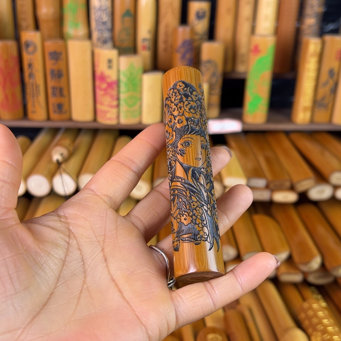 实心玉竹手把件圆花旦