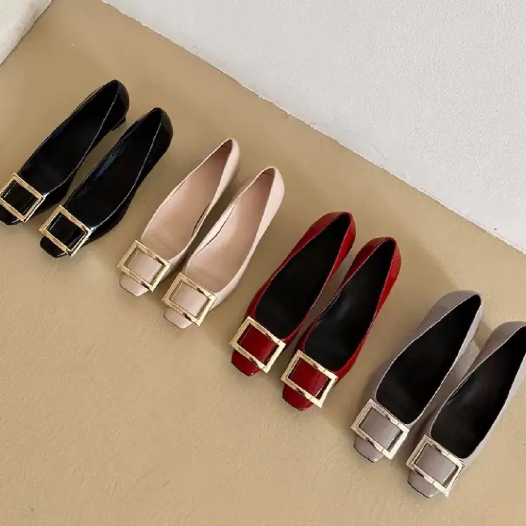 高端定制RV方扣透气浅口漆皮系带方头方扣单鞋时尚高跟鞋皮鞋