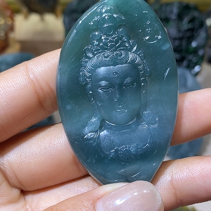 定制翡翠未镶嵌翡翠