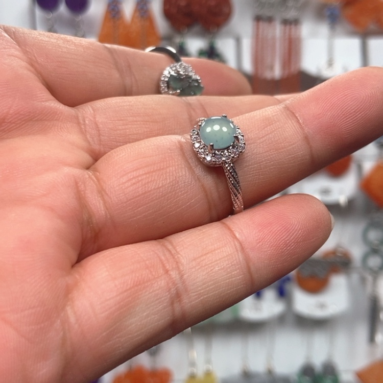 【闪购商品】翡翠耳饰未镶嵌戒指