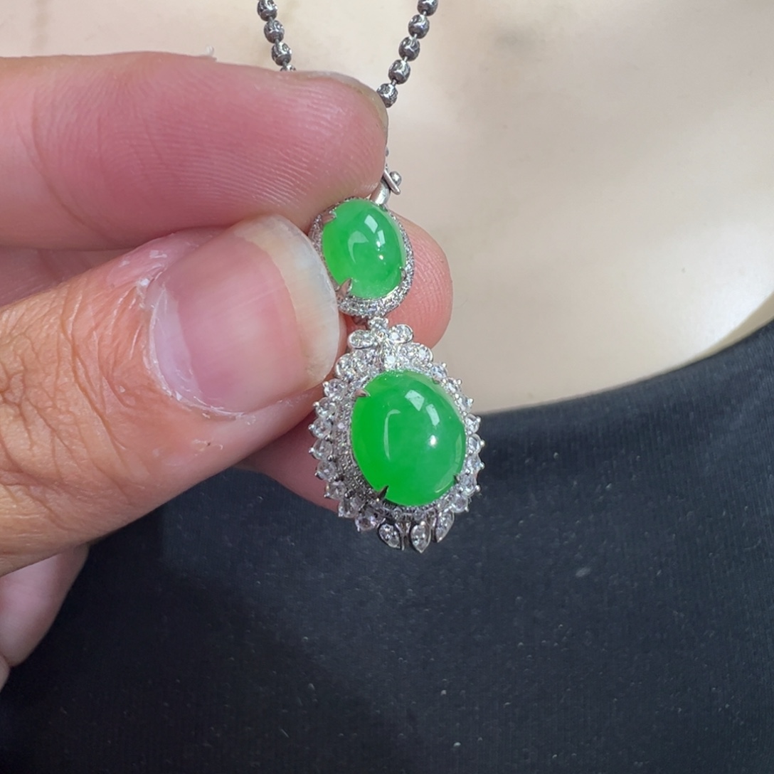 翡翠18K金镶嵌吊坠(不含链)