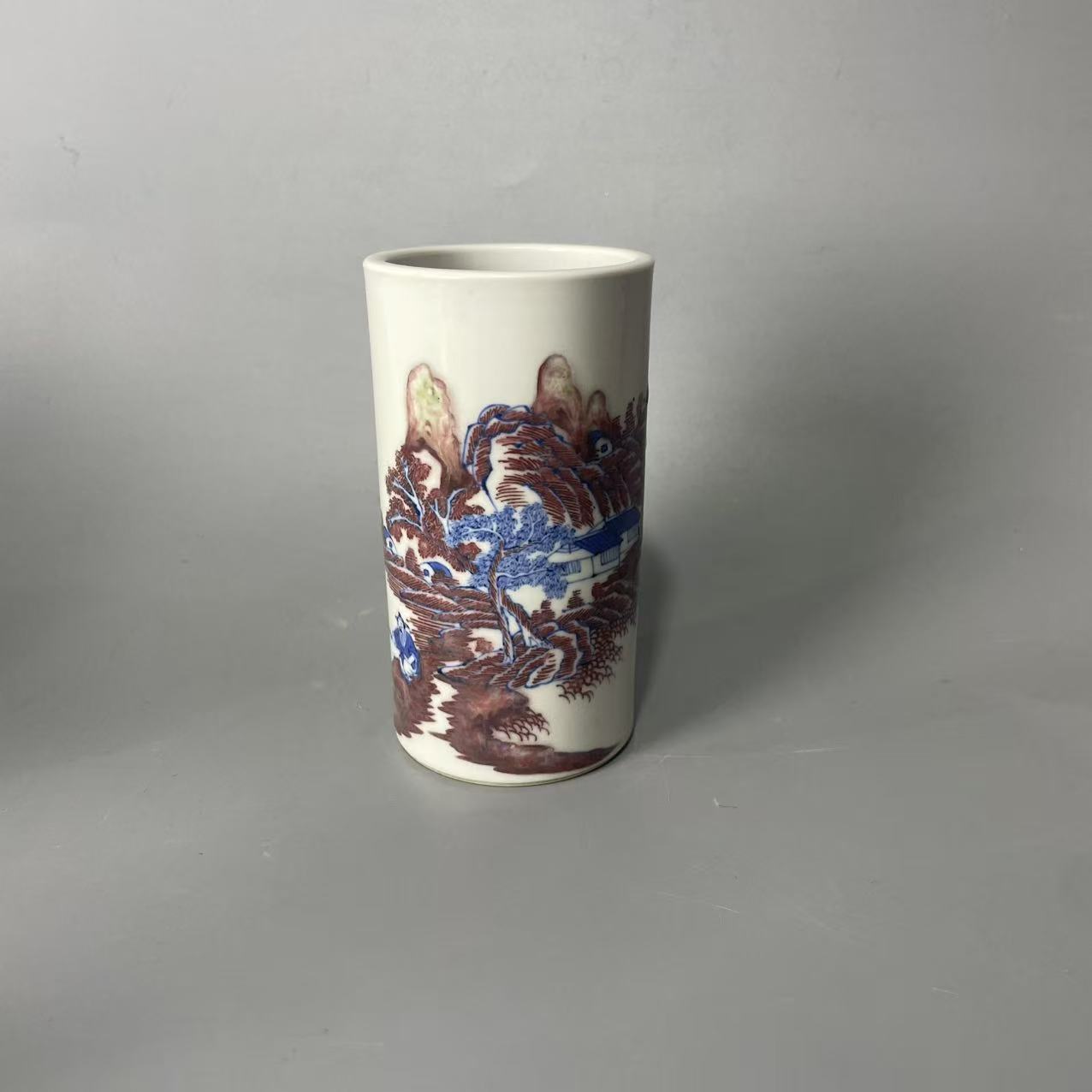 青花釉里红山水人物笔筒