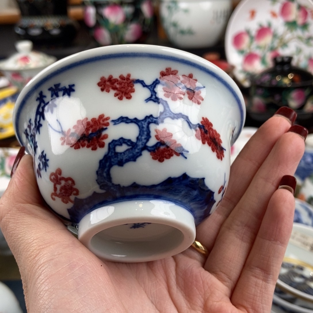 陶瓷艺术家的作品是一种