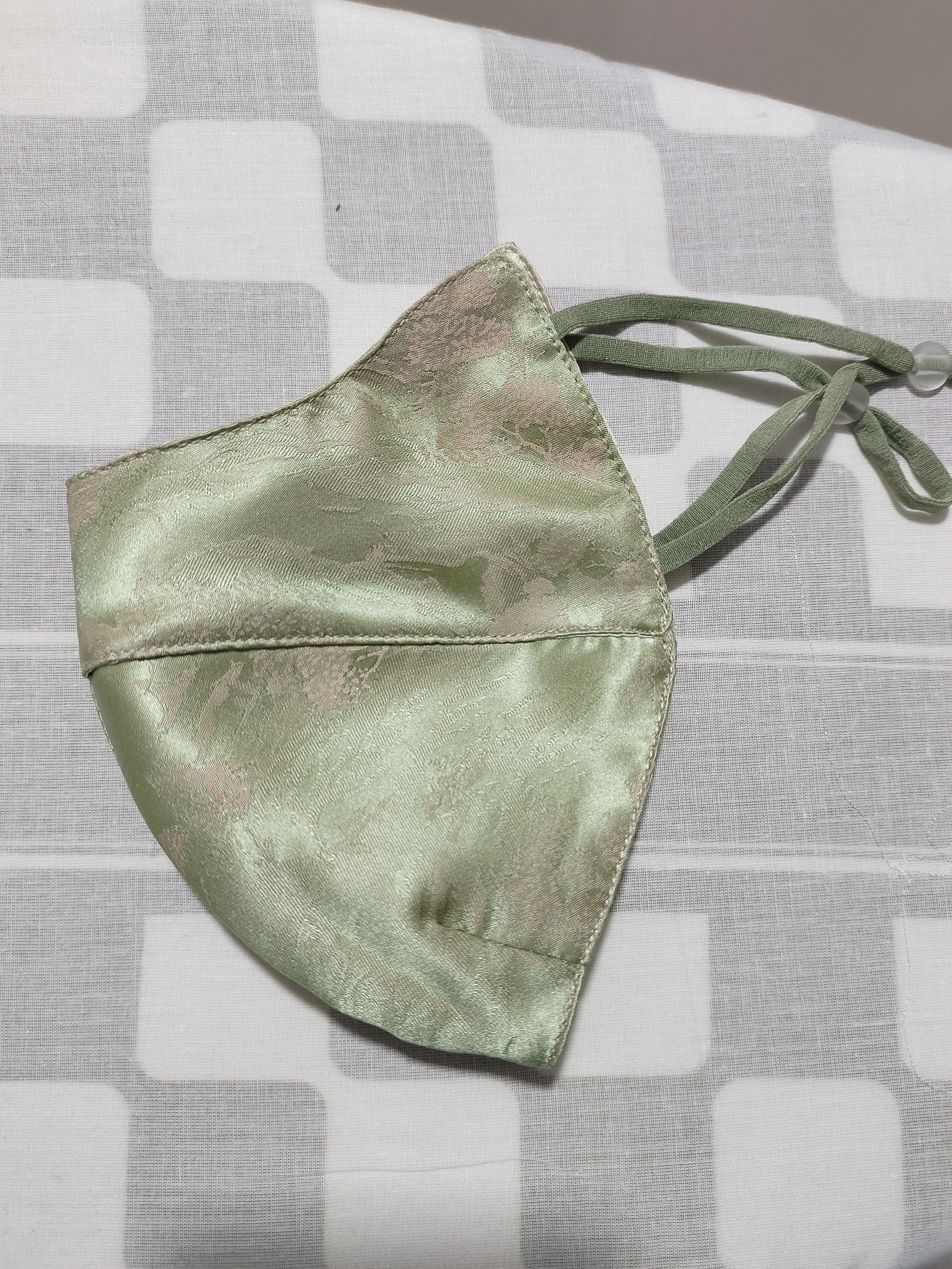 防尘蚕丝真丝口罩绿色防晒透气防护可折叠香云纱