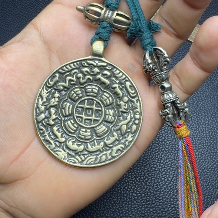 齐***哥泥塑藏式风格九宫格..
