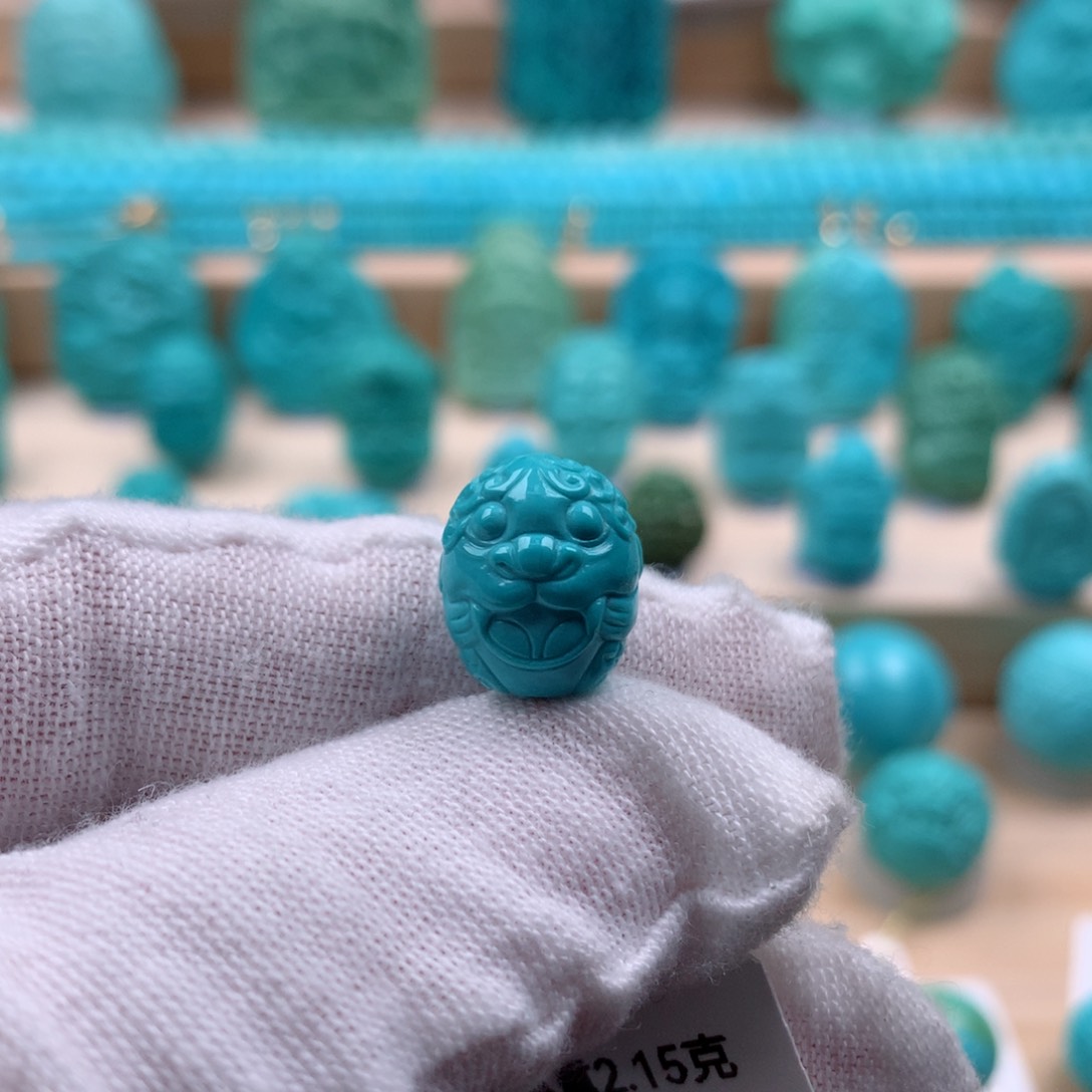 绿松石配饰未镶嵌