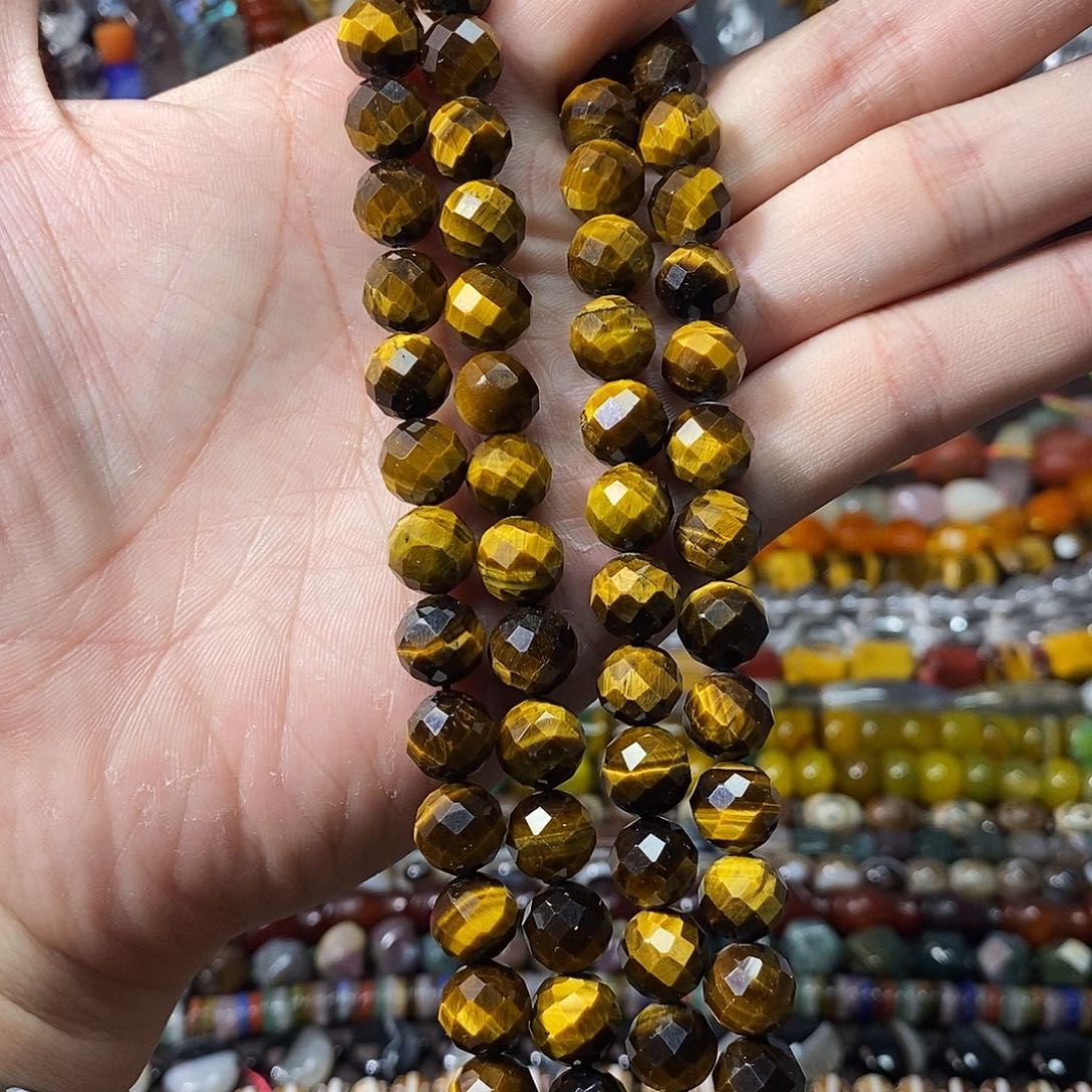 石英质玉未镶嵌，A品虎眼硬切10mm，