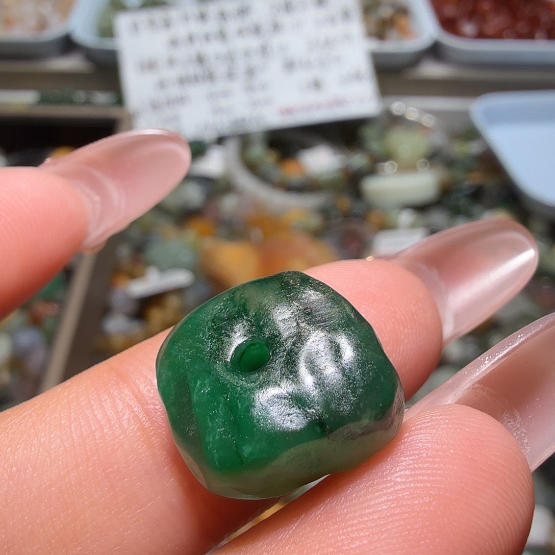 和田玉未镶嵌珠宝奇石