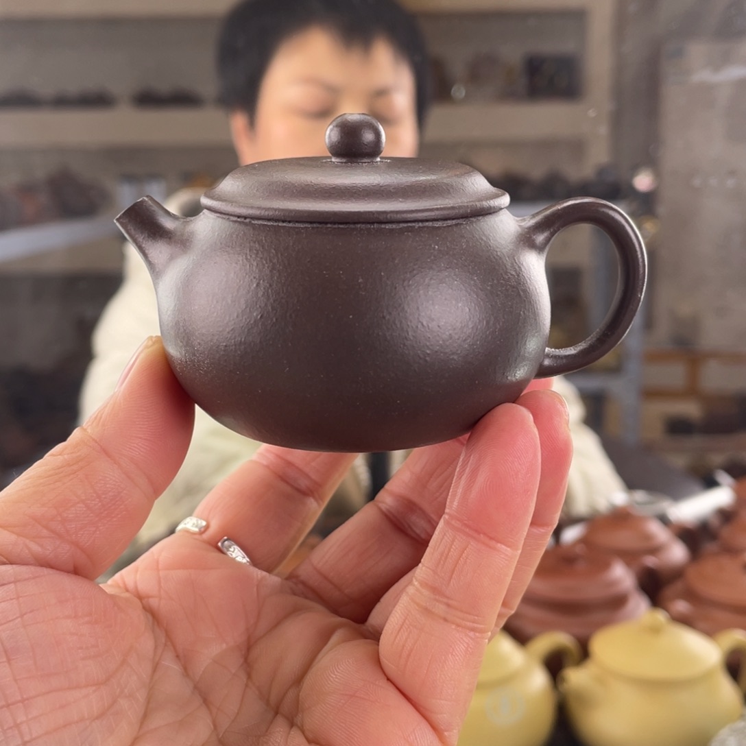 紫砂茶壶大水潭底槽清小巨轮80cc