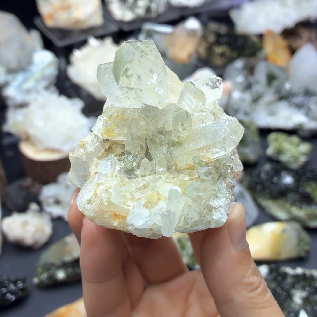 石材超美绿幽晶簇