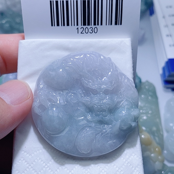 翡翠未镶嵌颈饰天光墟翡翠市场现金代购