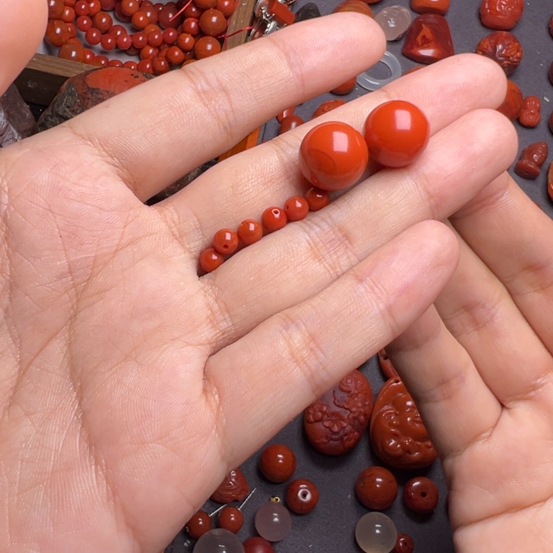 云***张南红玛瑙未镶嵌手链