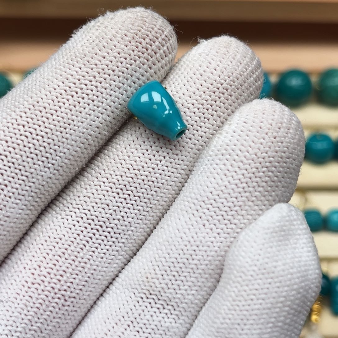 绿松石未镶嵌珠宝奇石700