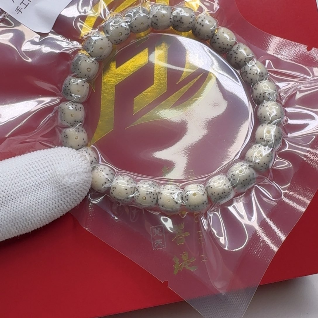 星月菩提手串16梵天瓷白大眼睛稀星9左右桶单圈