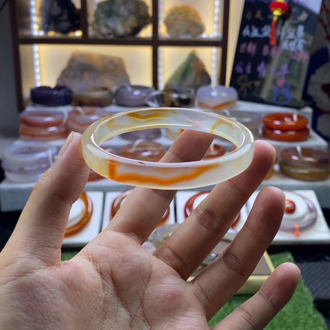 手镯玛瑙/玉髓未镶嵌