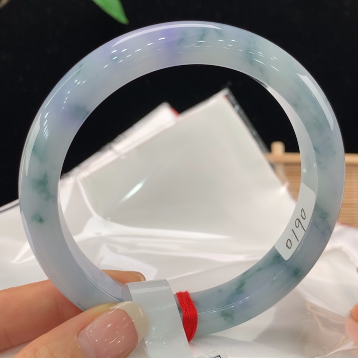 翡翠手镯未镶嵌63圈口0190