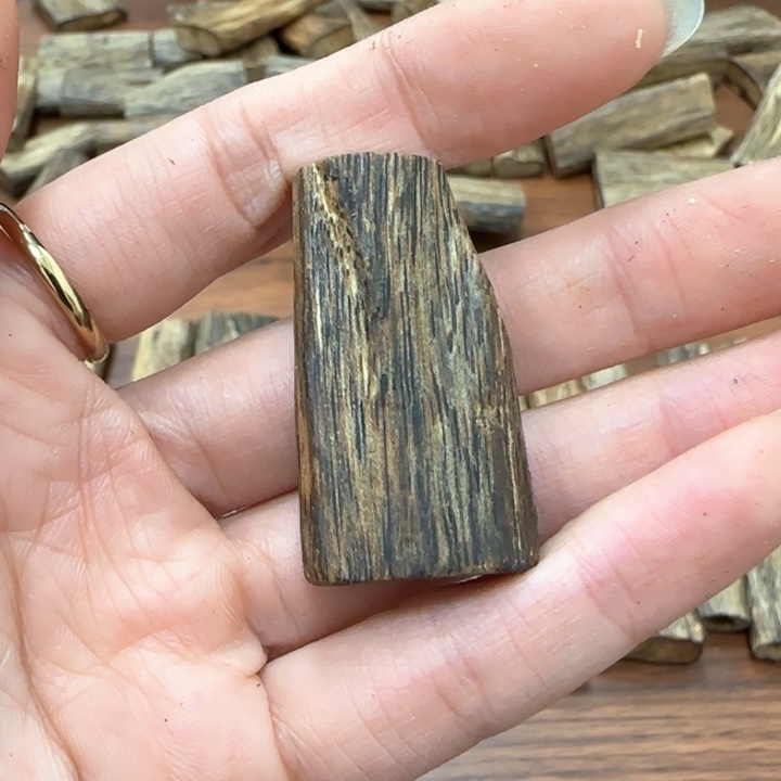 沉香沉香木制品国香奇楠沉香块料