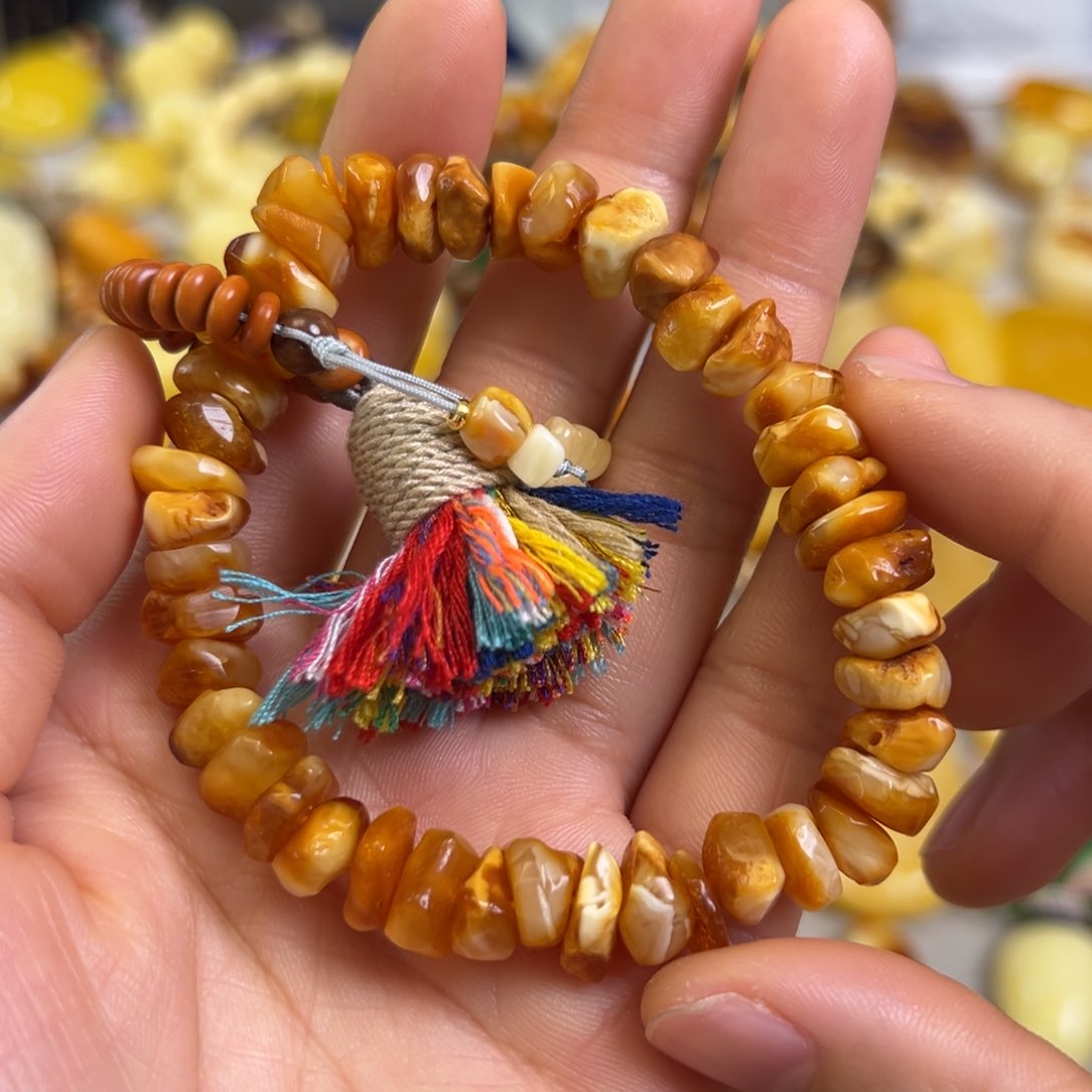 琥珀裸石未镶嵌蜜蜡