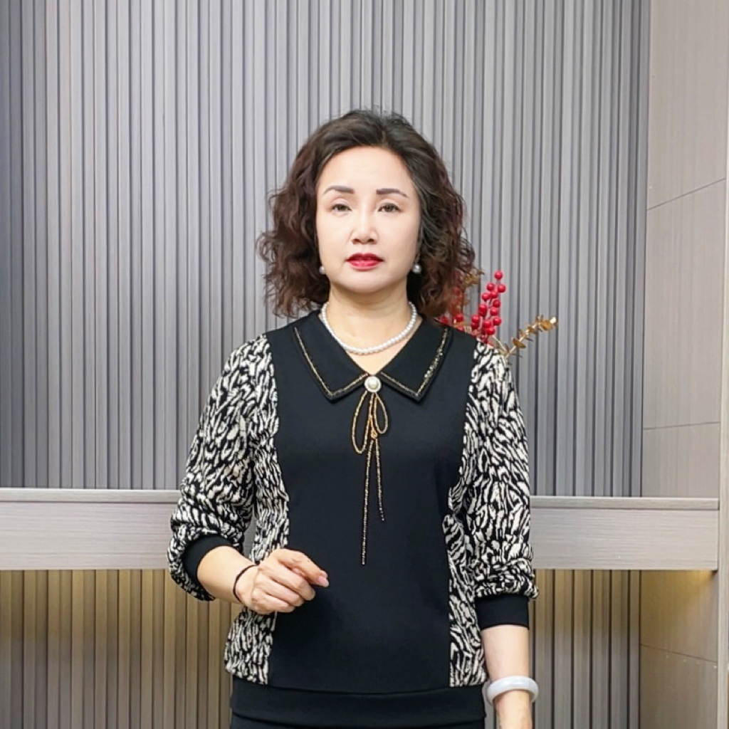 中老年女装中老年宽松拼接小衫时尚洋气宽松衬衫减龄妈妈装上衣