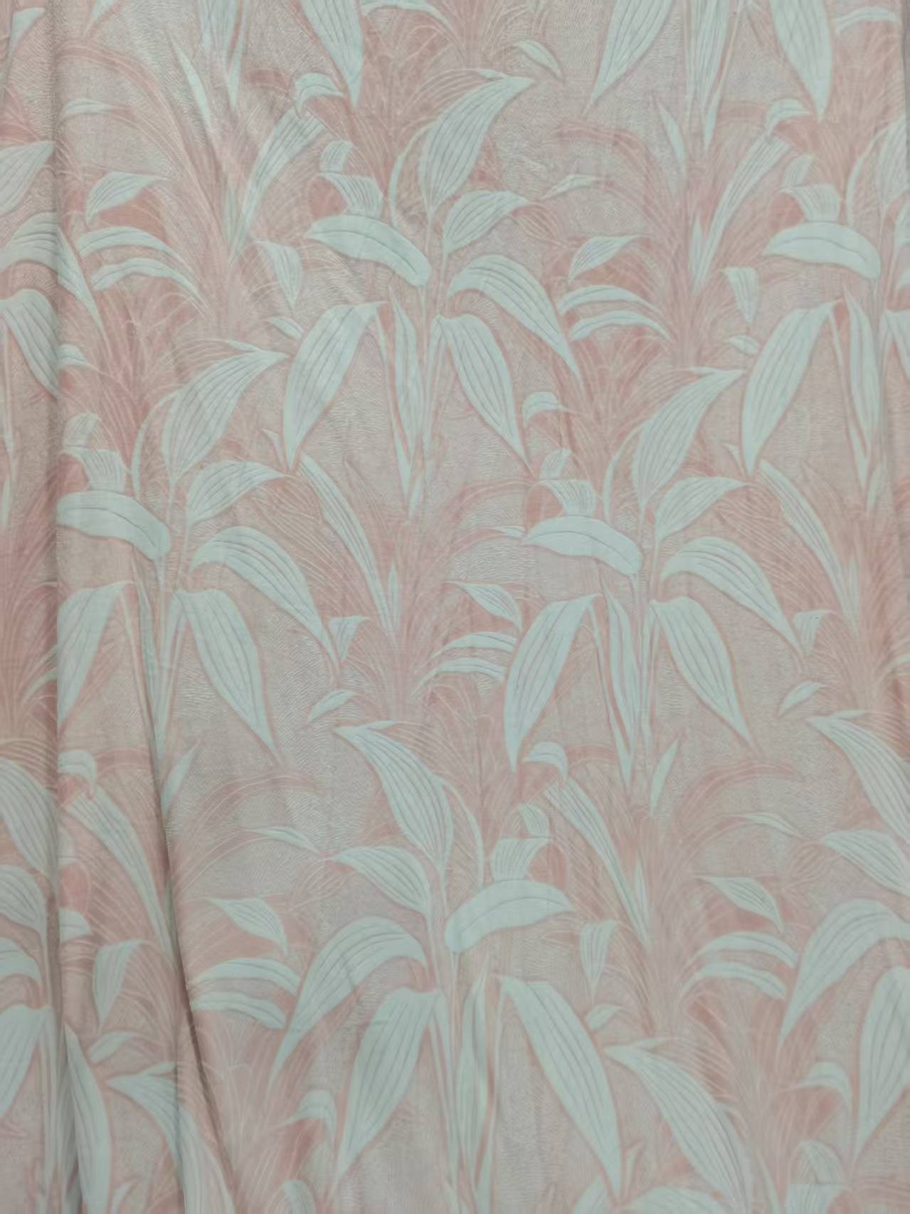 立体雕花秋冬保暖绒布料～粉树叶雕花