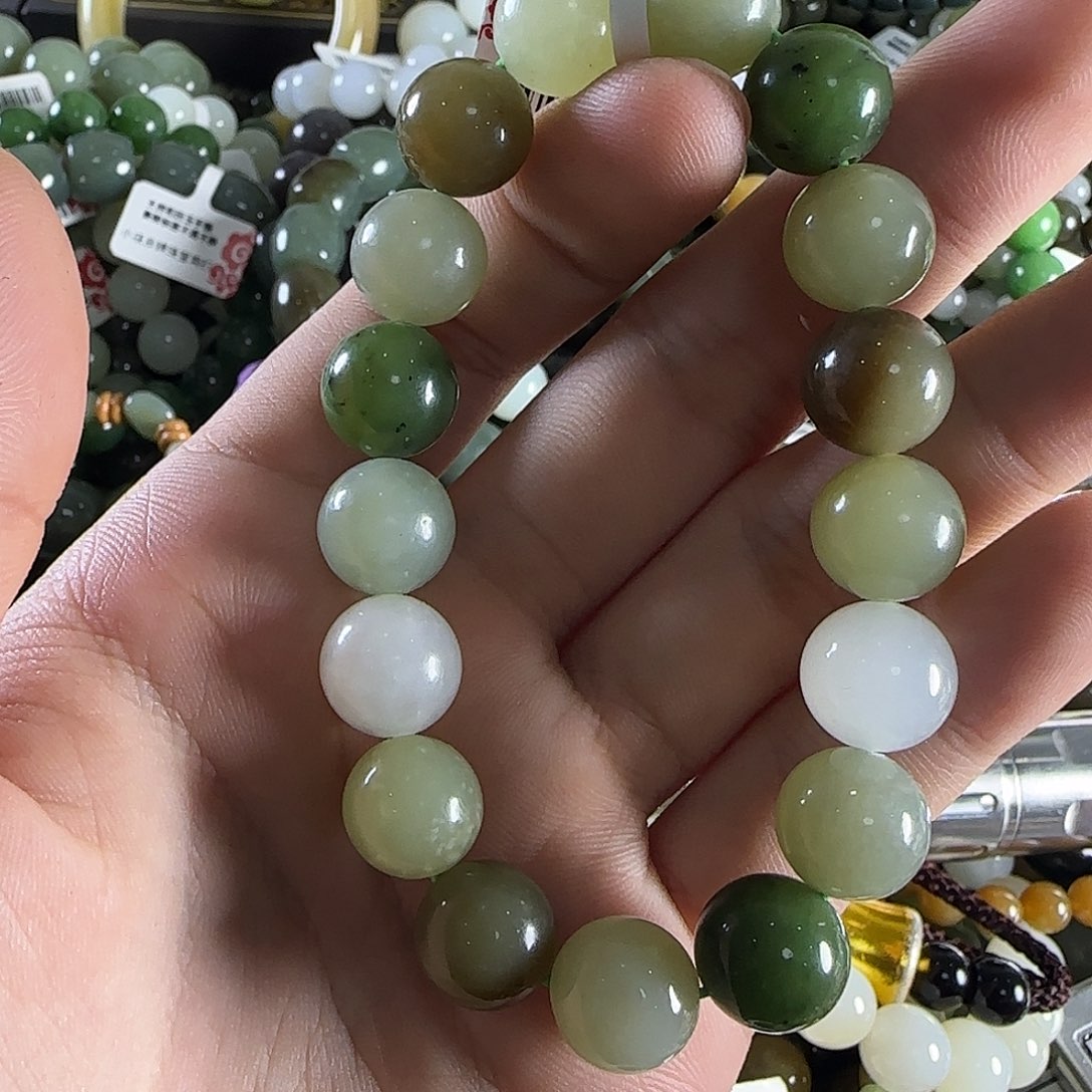 和田玉手链未镶嵌180