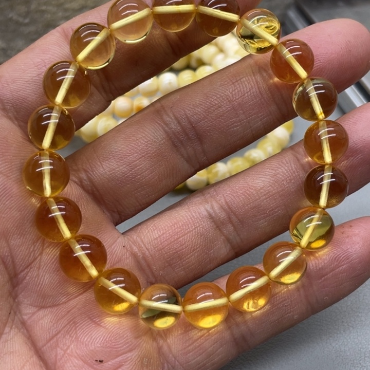 琥珀未镶嵌裸石手串