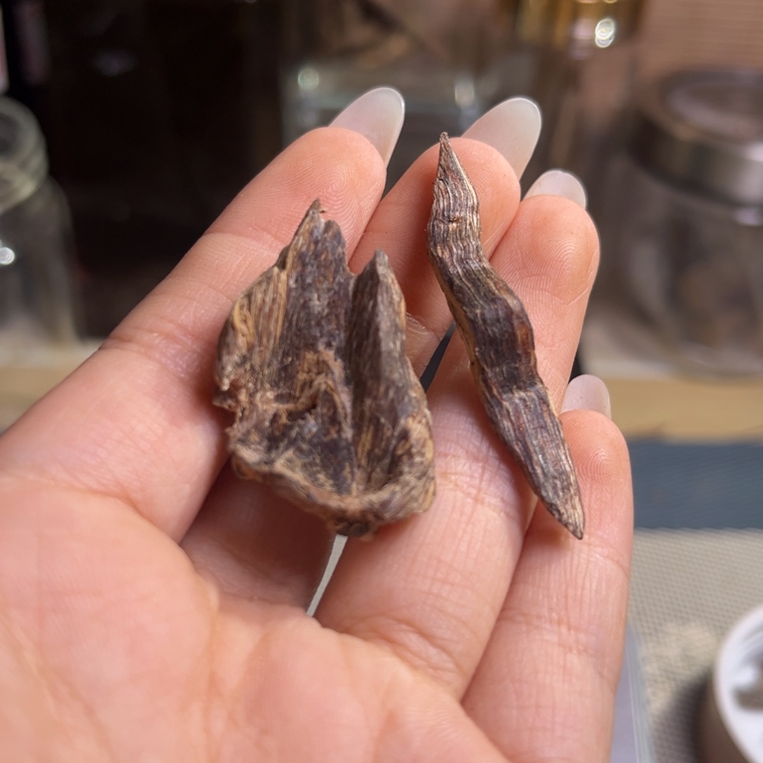 沉香海南红油树心2.4