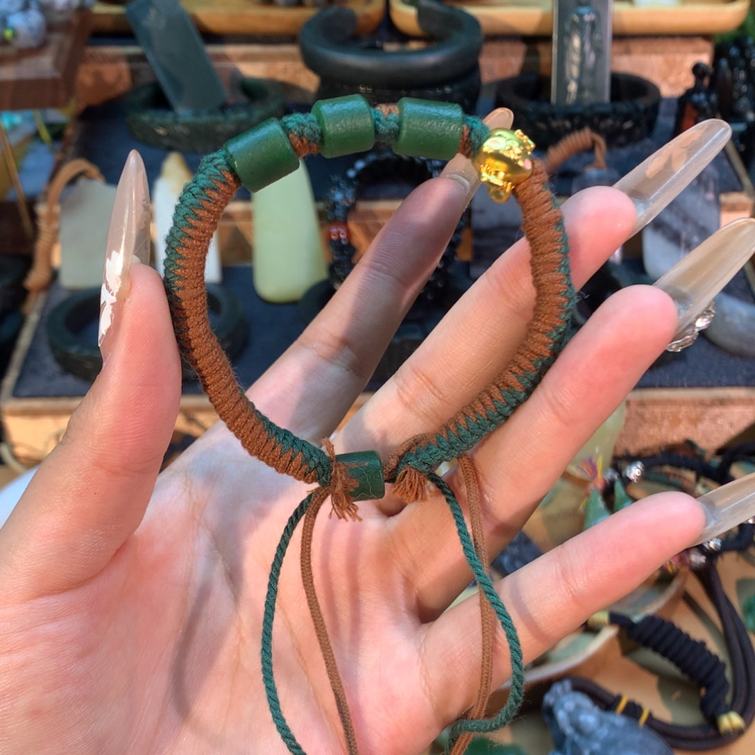 和田玉（糖玉）未镶嵌挂件