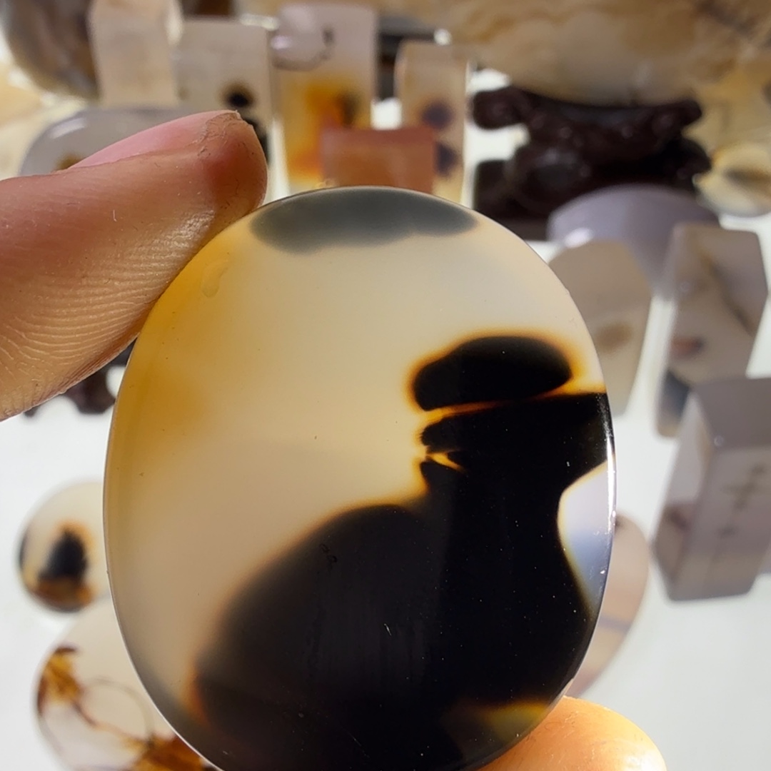 玛瑙/玉髓未镶嵌珠宝半成品