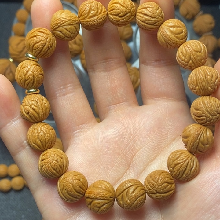 吊坠桃核秦岭山野生桃核