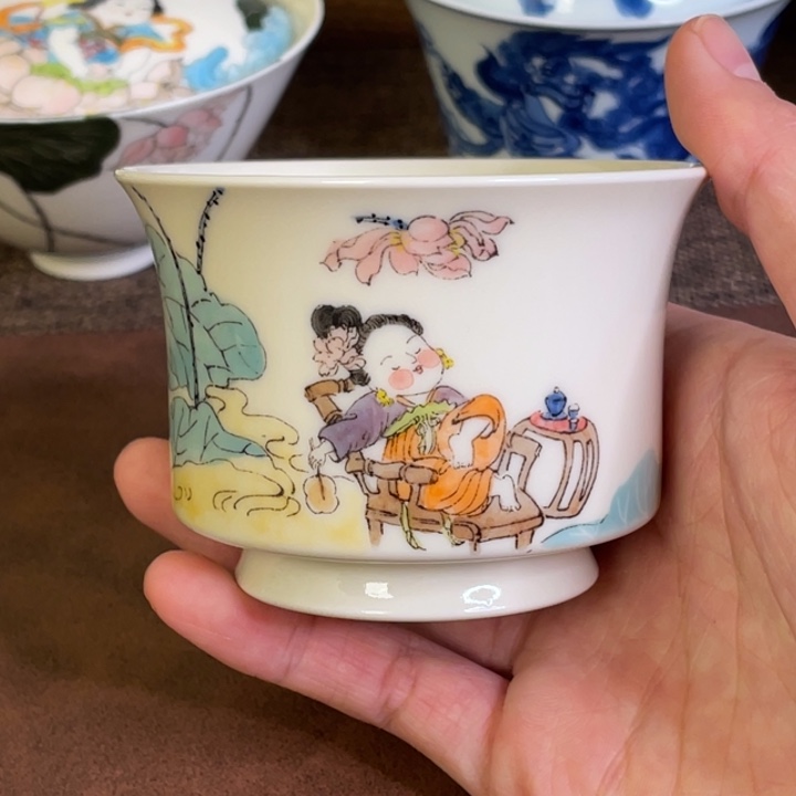 微瑕。       小雅。        32