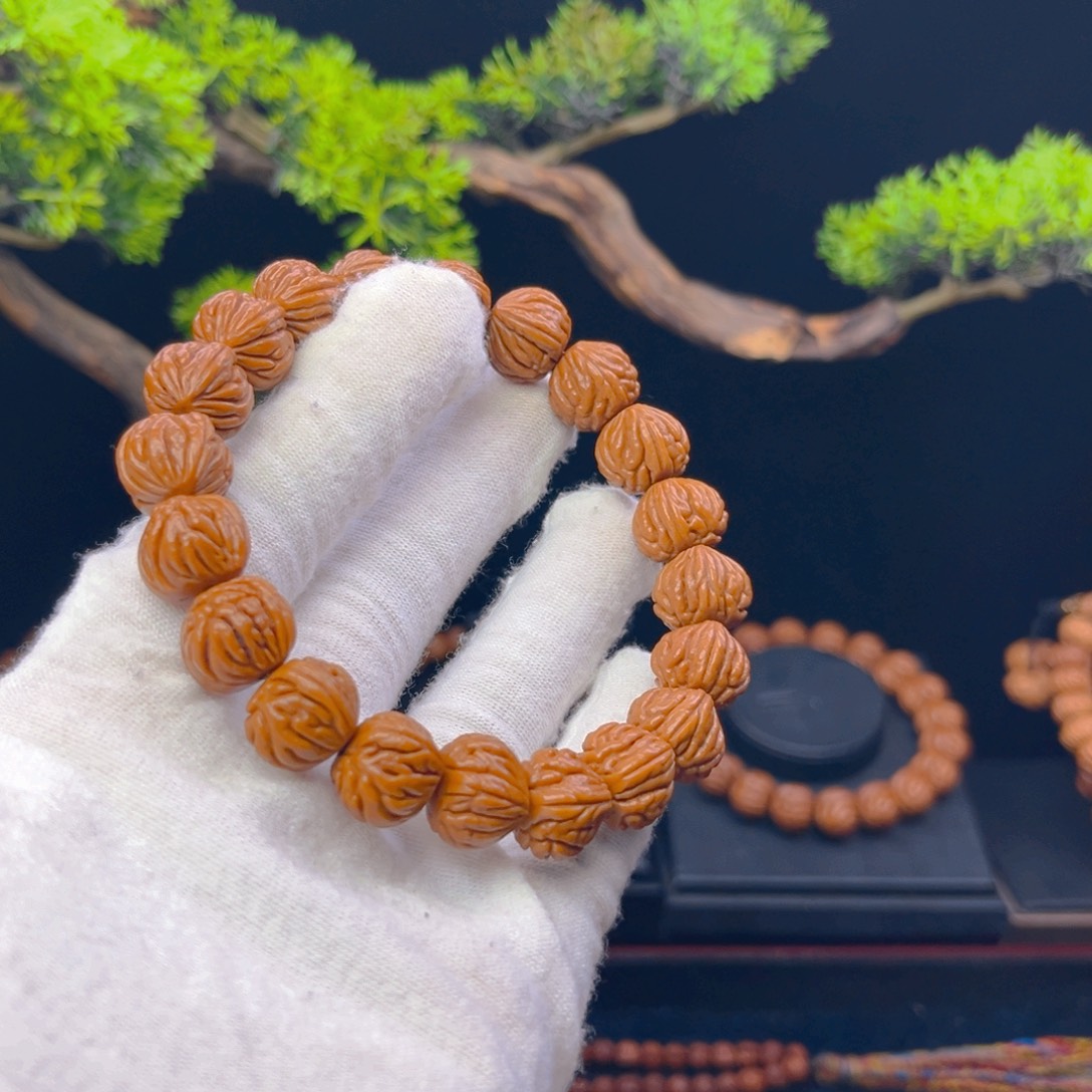 P***n桃核吊坠野生桃核