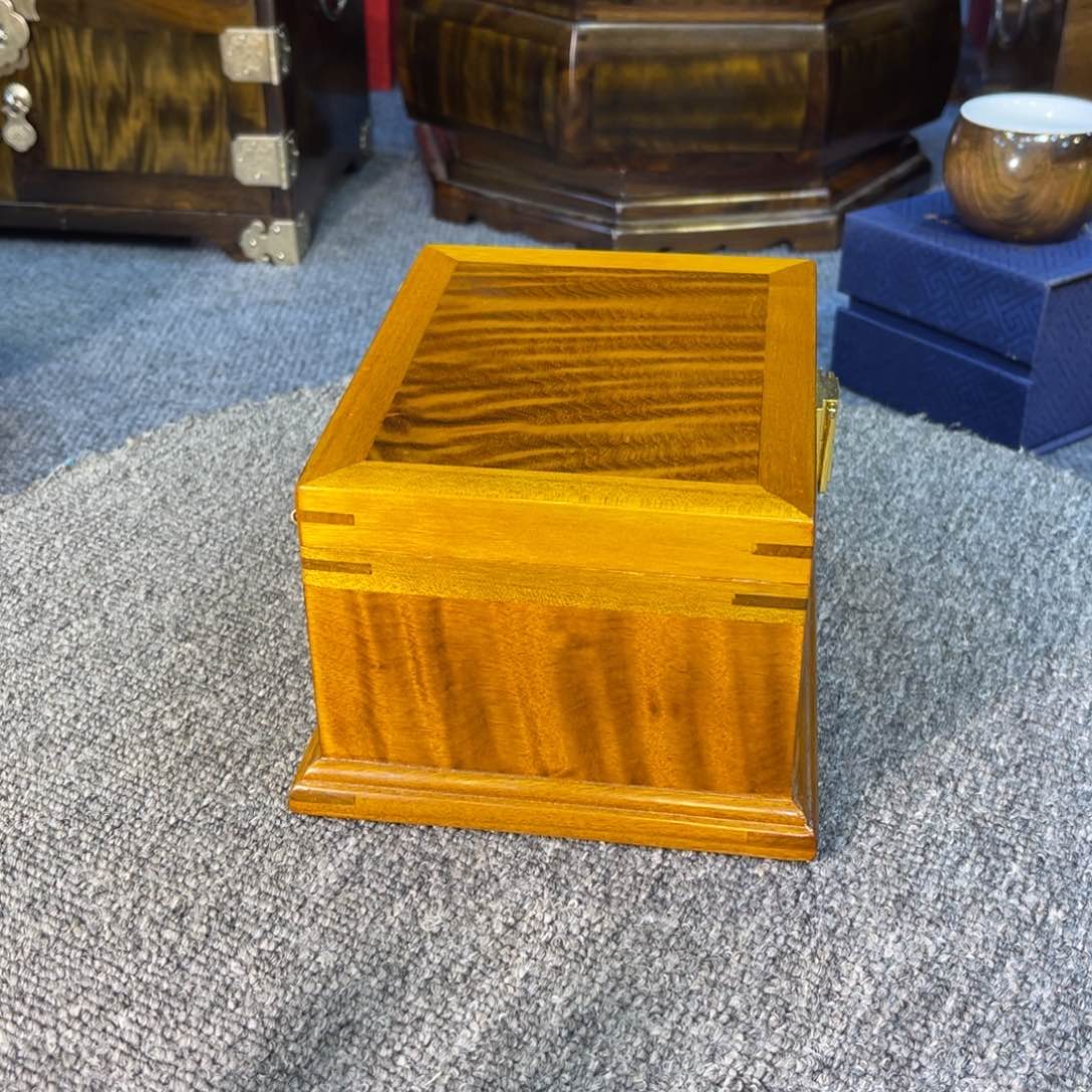 乌木类成套家具茶叶盒