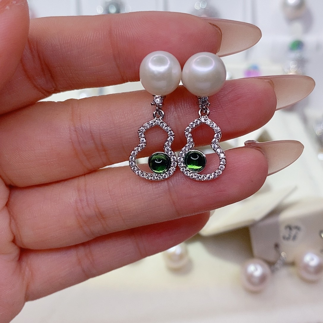 未镶嵌淡水珍珠耳饰