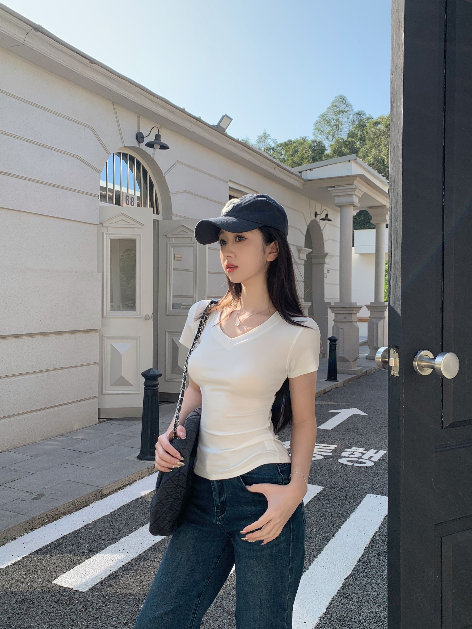 设计感纯色正肩V领短袖t恤显瘦辣妹收腰修身打底百搭上衣2505