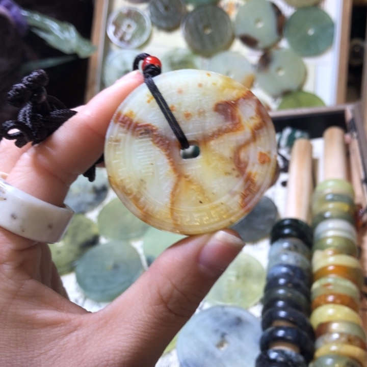 岫玉岫玉挂件未镶嵌