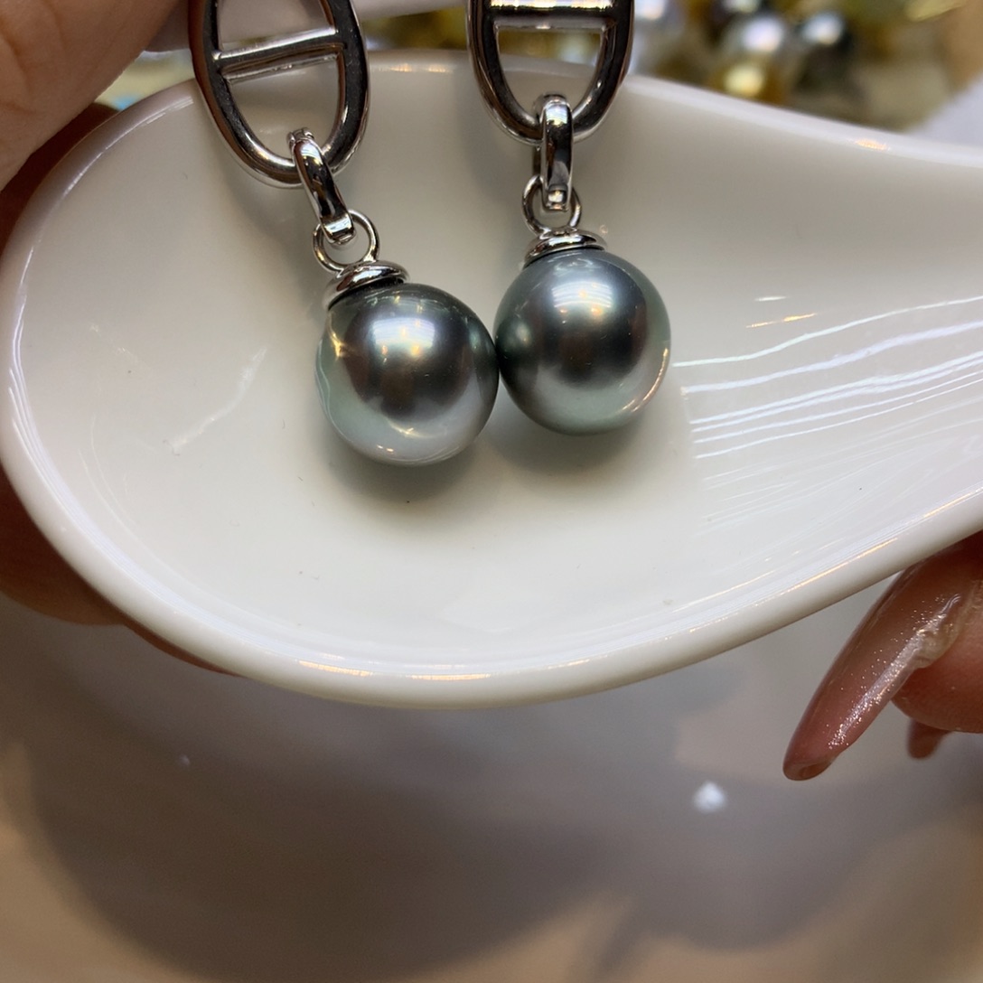 银S925镶嵌耳钉海水珍珠