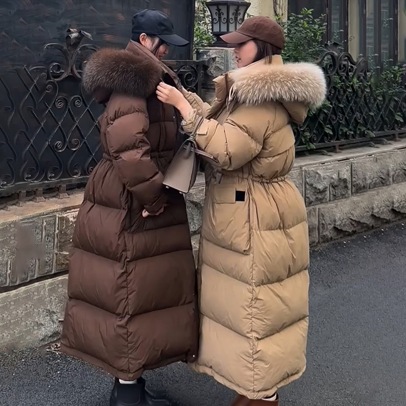 大毛领加长款过膝加厚保暖情侣款羽绒服女2025新款白鸭绒收腰外套