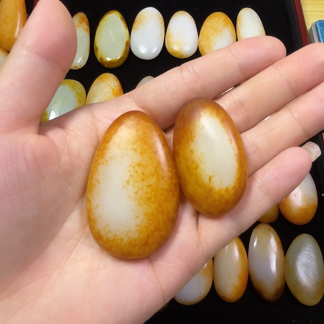 和田玉未镶嵌颈饰C****n