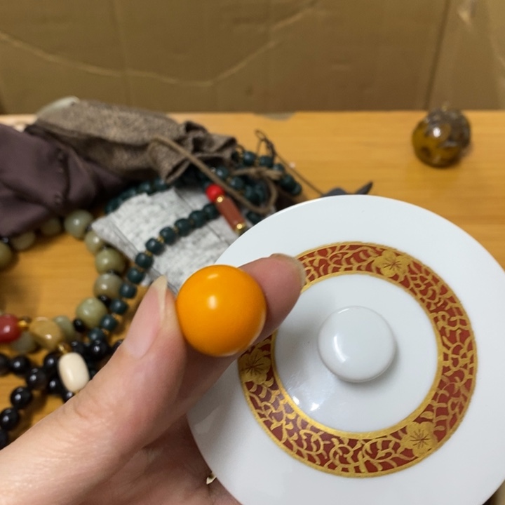 瓷片哈中古工艺品一件