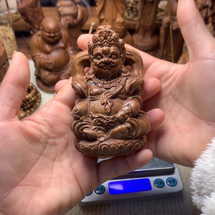 檀香木其他老山檀香手把件瑕疵