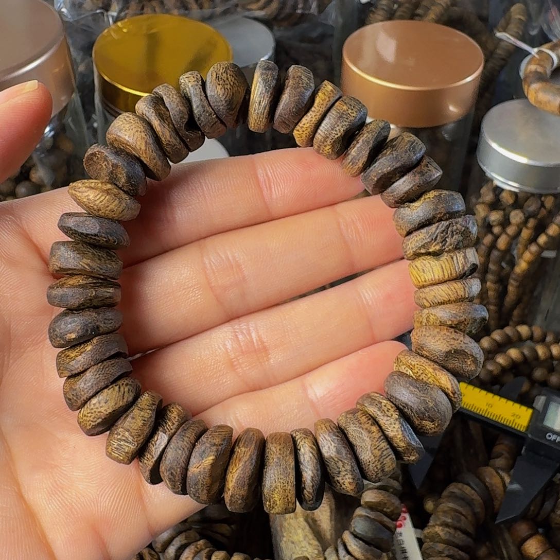 沉香手串牛肉干18.5克