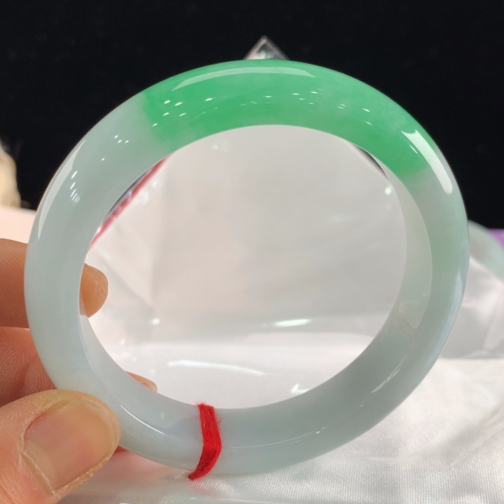 翡翠手镯未镶嵌111-3104