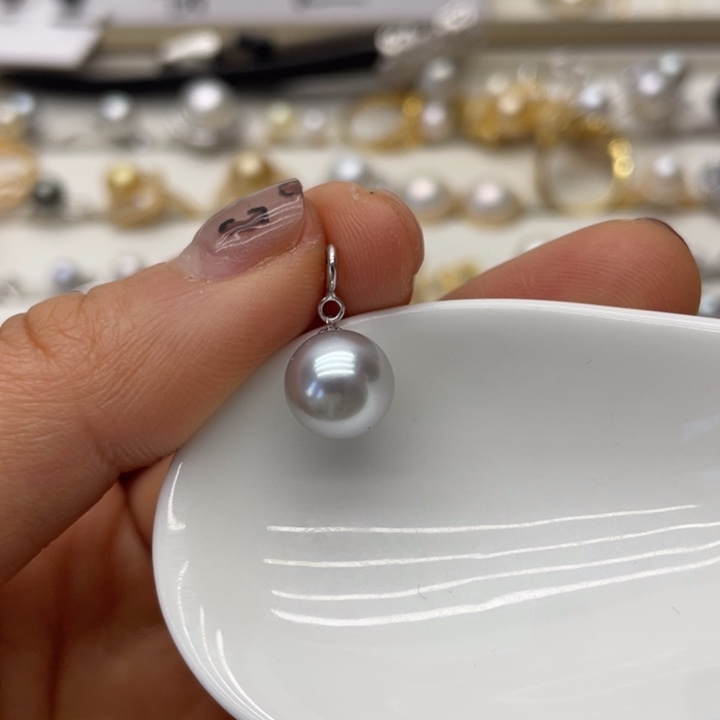 海水珍珠吊坠(不含链)18K金镶嵌