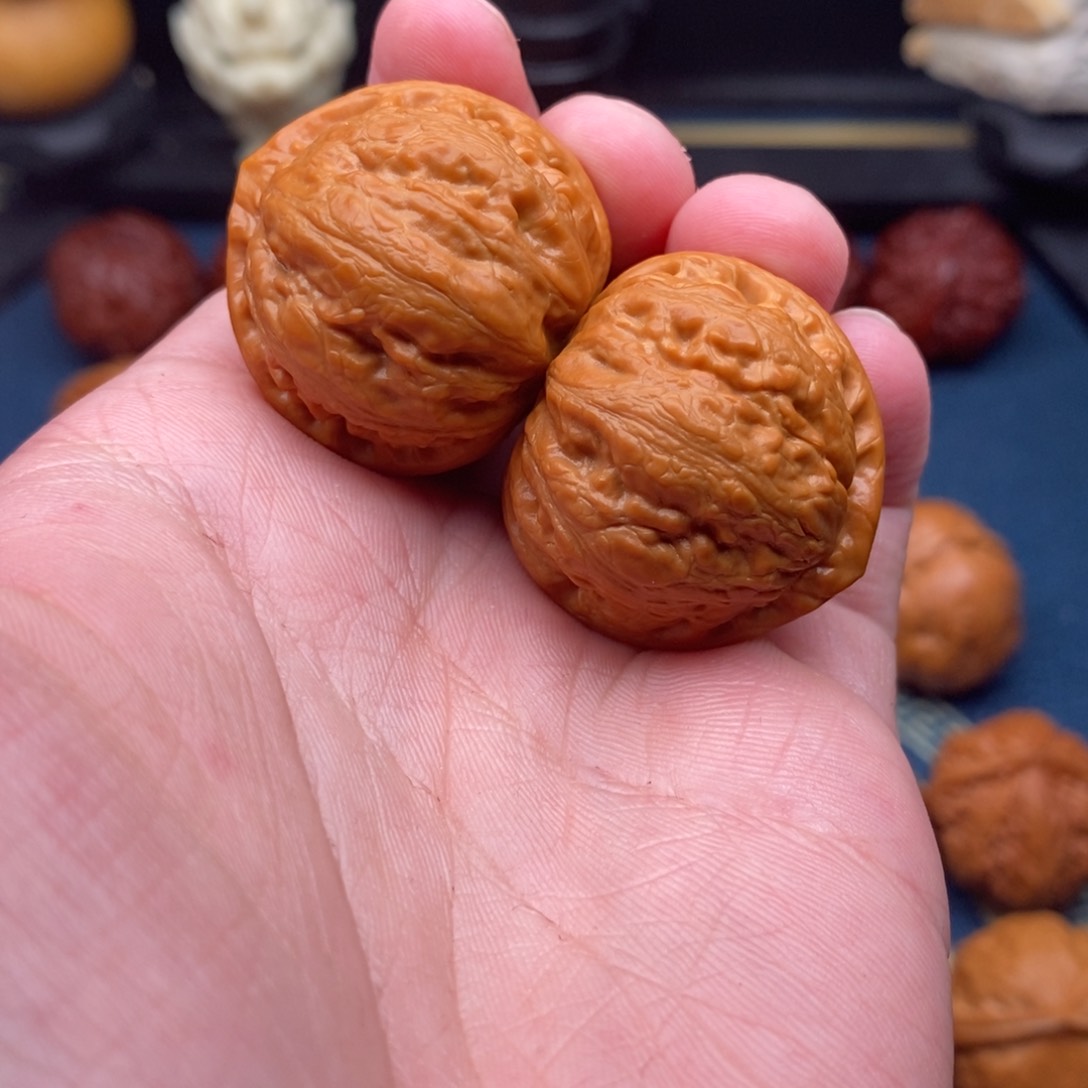 文玩核桃把件辛****）精品小手捻