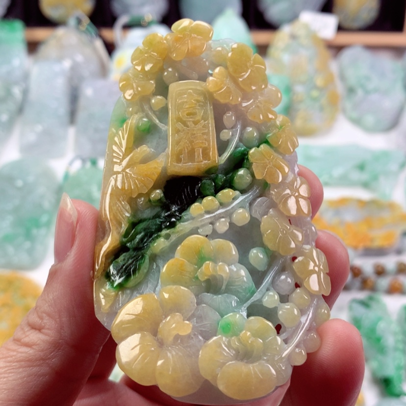 【闪购商品】翡翠吊坠(不含链)未镶嵌