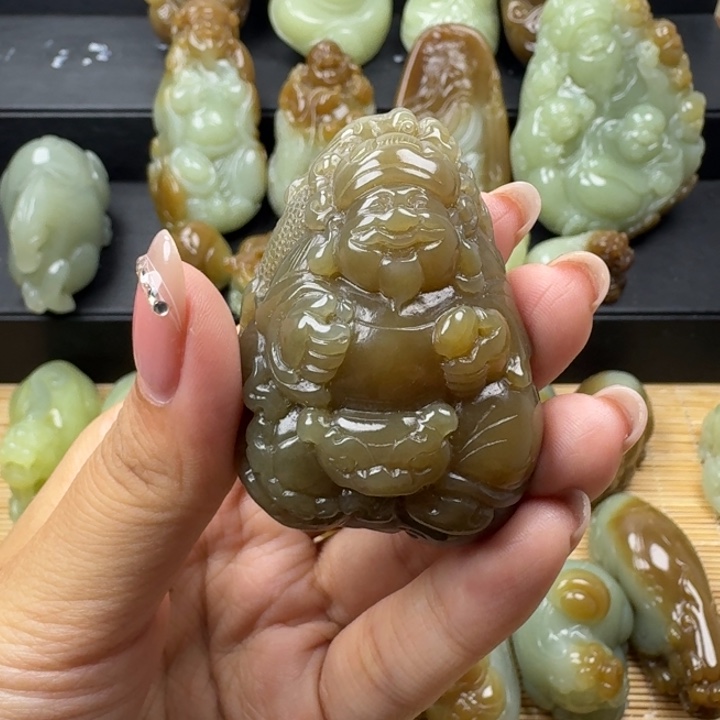 未镶嵌和田玉把件