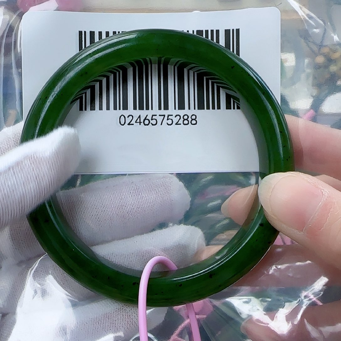 和田玉（碧玉）手镯未镶嵌6263包容