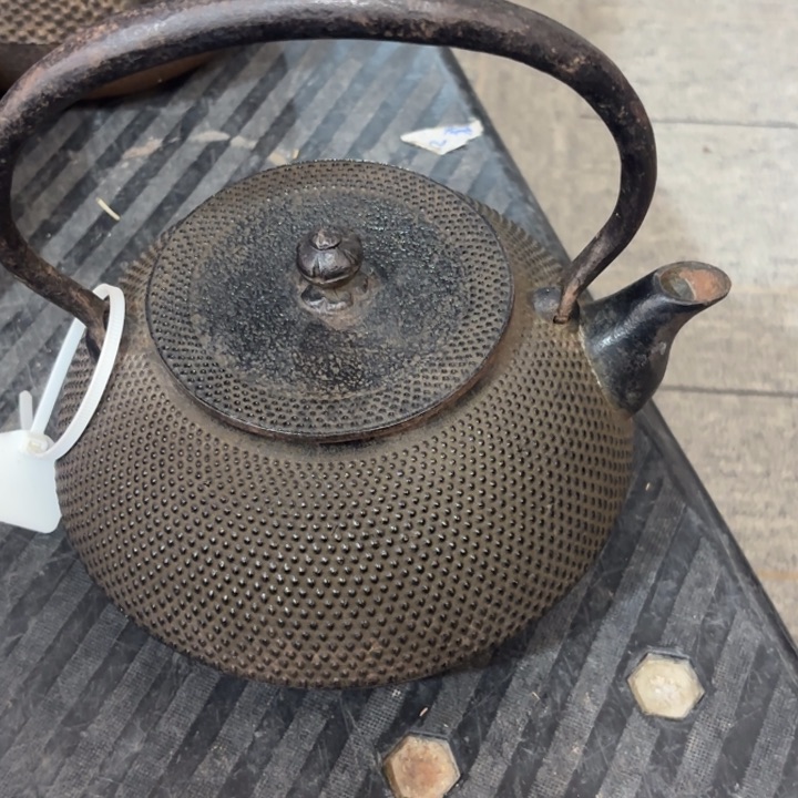 紫砂茶杯墨*?非常美丽漂亮的物品