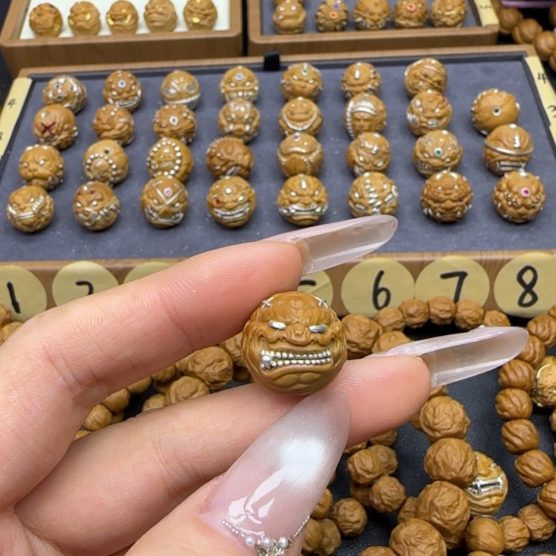 S***R金牙恶僧999银镶嵌款式